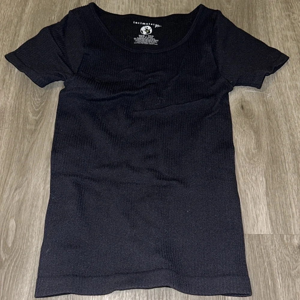🩷FIRM PRICE🩷 NWOT Free people XYZ Recycled Baby Tee